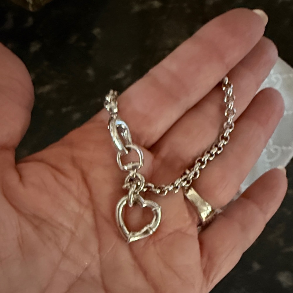 🇺🇸Gucci Silver Heart Charm Bracelet